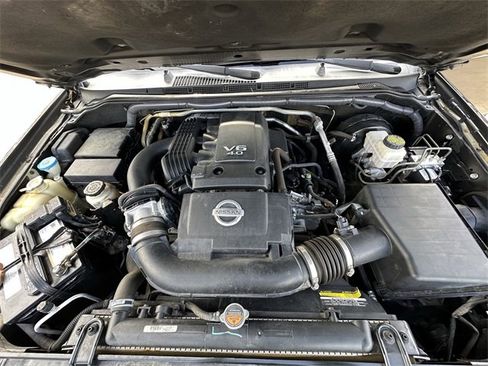 Used 2018 Nissan Frontier SV image 29