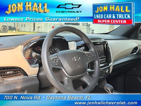 Used 2022 Chevrolet Traverse LS w/ Midnight/Sport Edition FWD image 19