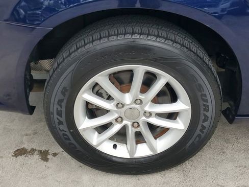 Used 2016 Dodge Grand Caravan SXT w/ Rear Park Assist Package FWD image 7
