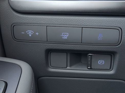 Used 2024 Hyundai Palisade SE image 22