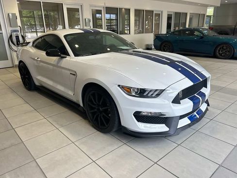 Used 2017 Ford Mustang Shelby GT350 w/ Electronics Package RWD image 3