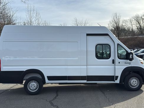 Used 2025 RAM ProMaster 3500 image 3