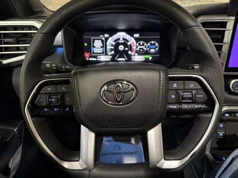 Used 2023 Toyota Sequoia Platinum image 17