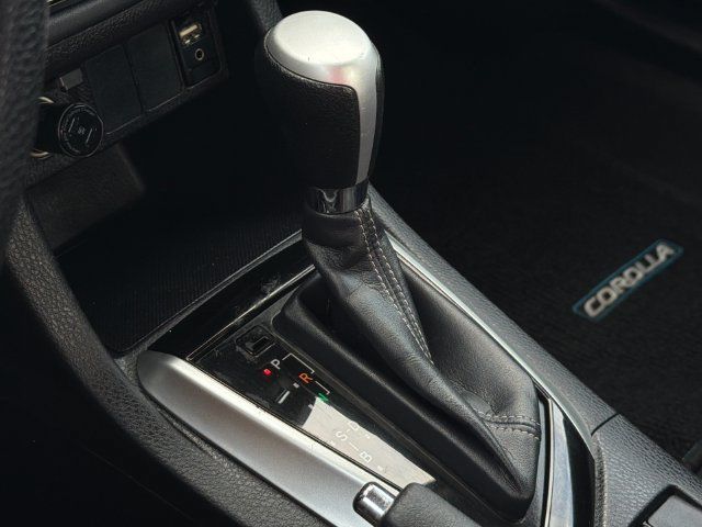 Used 2017 Toyota Corolla LE FWD image 21