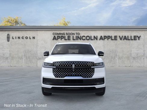 New 2026 Lincoln Navigator L Reserve image 6