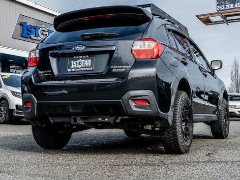Used 2016 Subaru Crosstrek 2.0i Premium AWD/4WD image 3