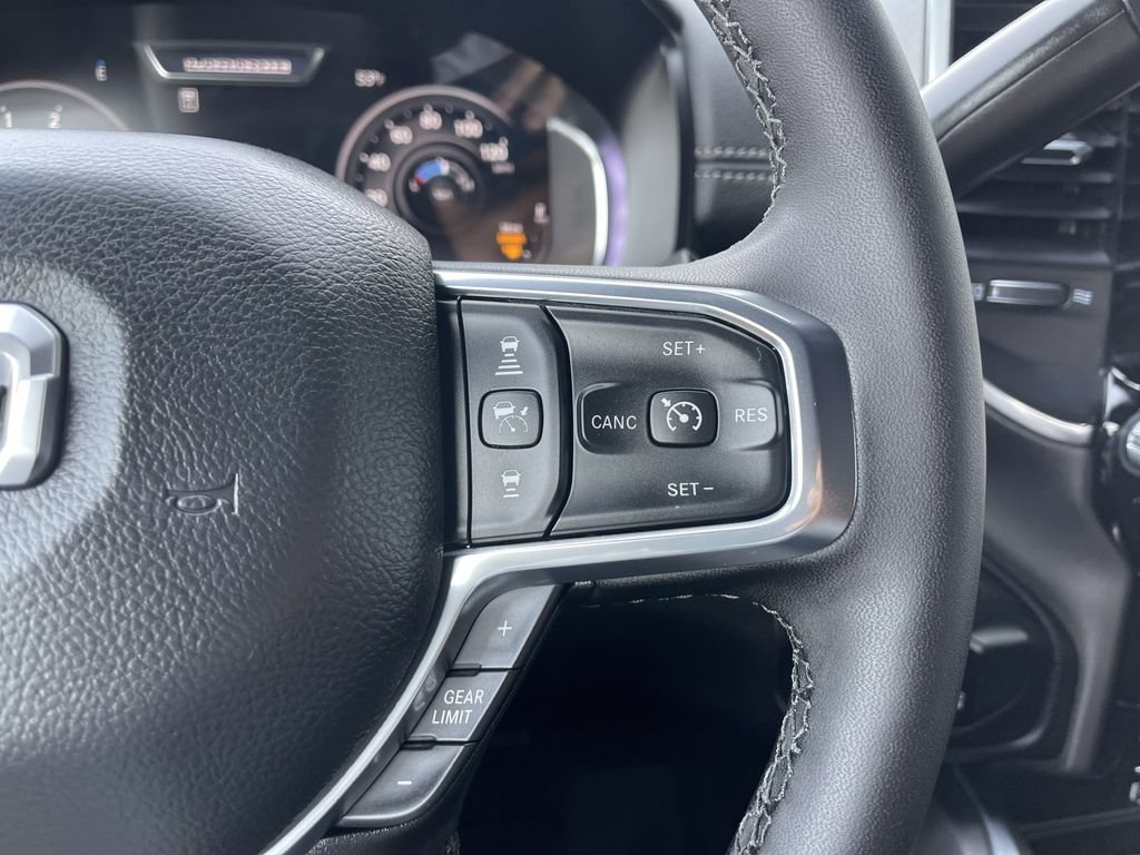 New 2026 RAM 2500 Laramie AWD/4WD image 33