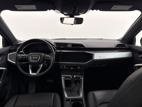 Used 2019 Audi Q3 2.0T Premium AWD/4WD image 16
