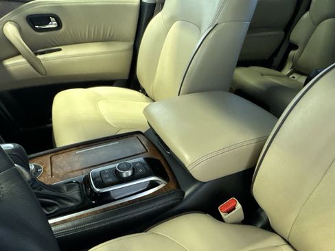 Used 2023 Nissan Armada SL w/ Captain's Chairs Package AWD/4WD image 21