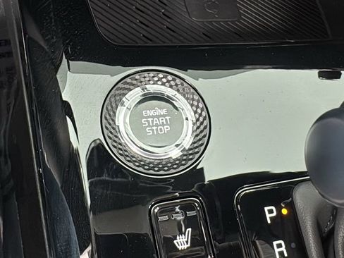 New 2025 Kia Niro EX image 23