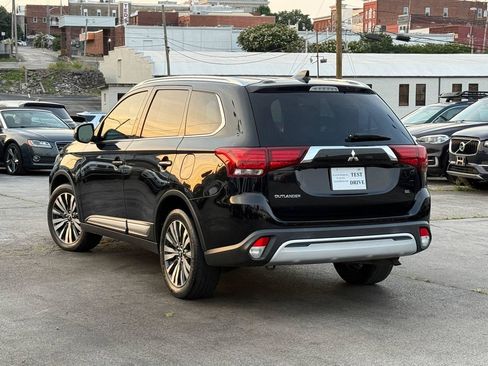 Used 2020 Mitsubishi Outlander SEL AWD/4WD image 4