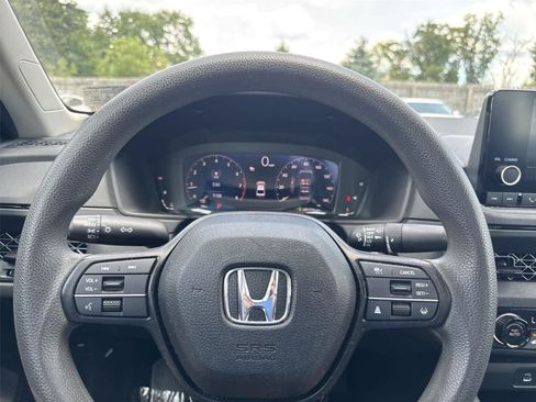 Used 2023 Honda Accord LX image 18