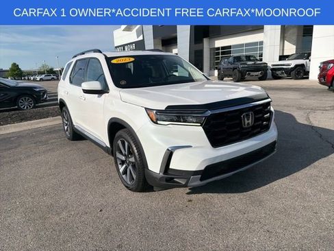 Used 2023 Honda Pilot Touring image 19