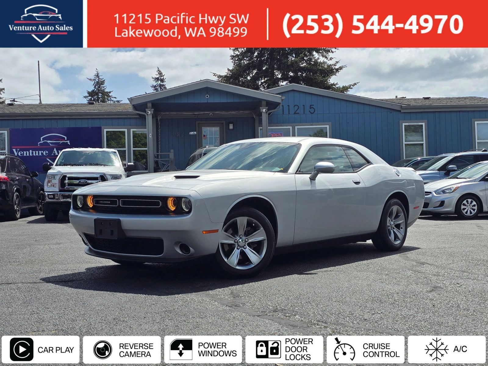 Used 2020 Dodge Challenger SXT RWD image 1