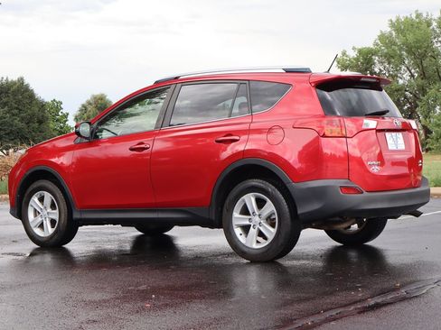 Used 2013 Toyota RAV4 XLE AWD/4WD image 7