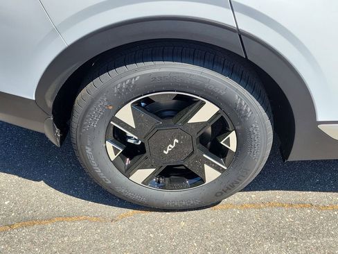 New 2026 Kia Sportage LX w/ LX Convenience Package FWD image 38