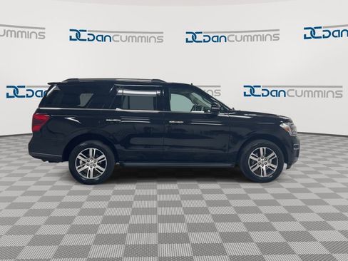 Used 2024 Ford Expedition Limited image 9