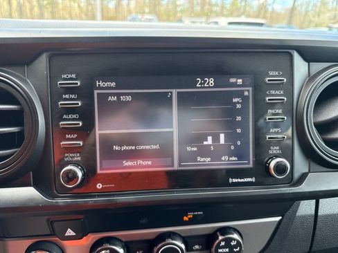 Used 2020 Toyota Tacoma SR AWD/4WD image 17