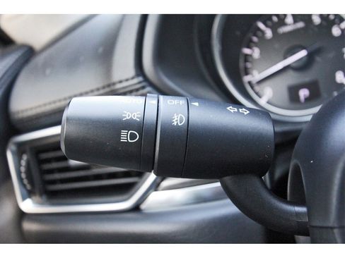 Used 2018 MAZDA CX-5 Grand Touring w/ Premium Package image 16