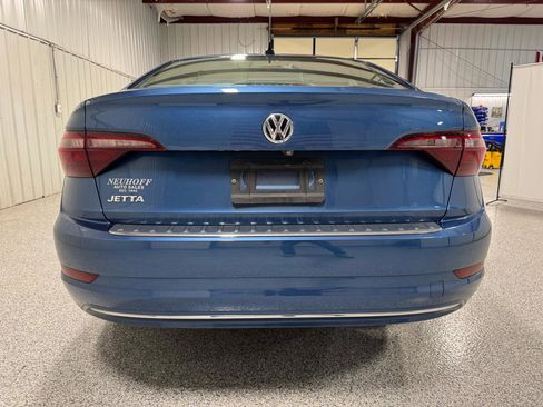 Used 2021 Volkswagen Jetta SE w/ SE Cold Weather Package image 6