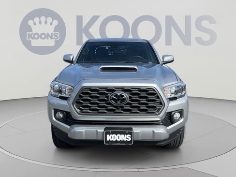 Used 2023 Toyota Tacoma TRD Sport w/ Advanced Technology Package AWD/4WD image 11