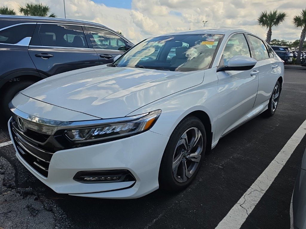 Used 2018 Honda Accord EX image 5