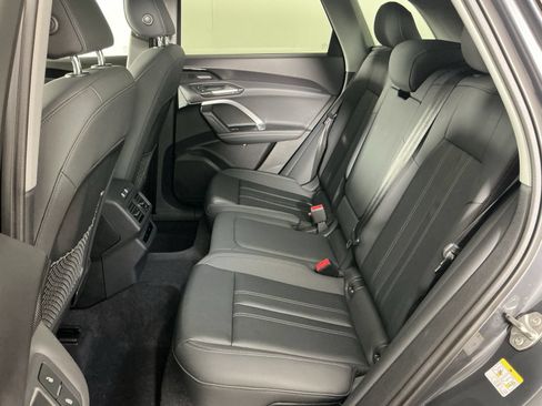 Used 2025 Audi Q5 Premium w/ Premium Plus AWD/4WD image 20