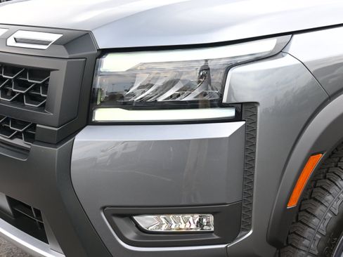 New 2026 Nissan Frontier PRO-4X w/ Pro-4x Convenience Package image 13