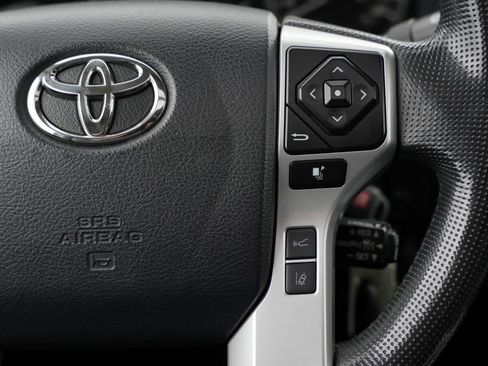 Used 2018 Toyota Tundra Platinum AWD/4WD image 9