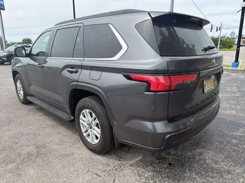 Used 2025 Toyota Sequoia SR5 w/ SR5 Premium Package AWD/4WD image 4