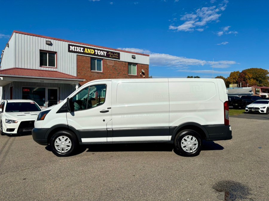 Used 2018 Ford Transit 250 130 Low Roof RWD image 6