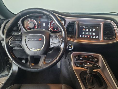 Used 2019 Dodge Challenger SXT RWD image 22