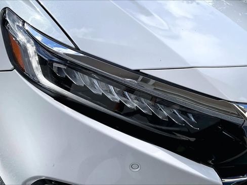 Used 2022 Honda Accord EX-L image 28