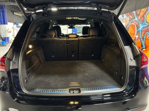 Used 2022 Mercedes-Benz GLE 450 GLE 450 4MATIC Hybrid image 9