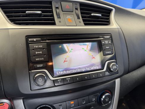 Used 2015 Nissan Sentra SV FWD image 20