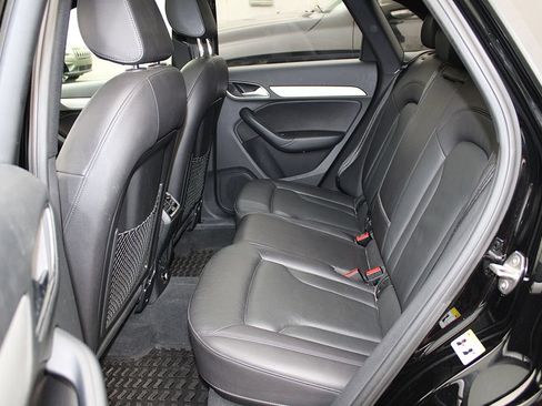 Used 2018 Audi Q3 2.0T Premium AWD/4WD image 8