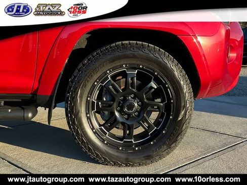 Used 2016 Toyota 4Runner SR5 RWD image 8