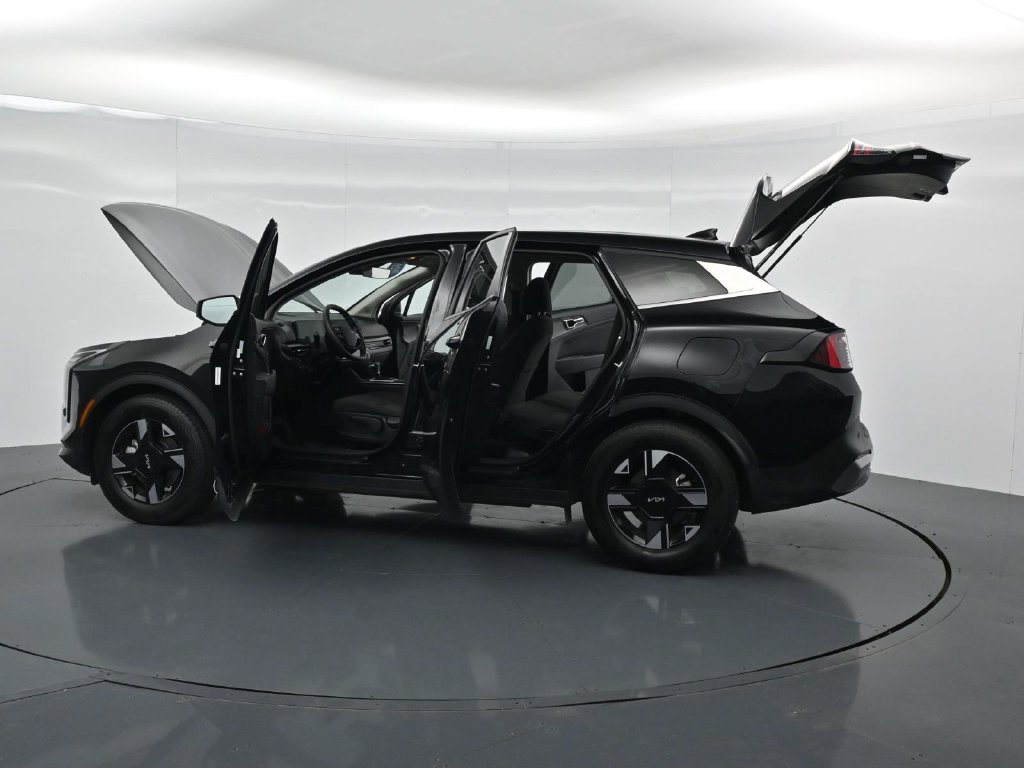 Used 2026 Kia Sportage LX FWD image 43