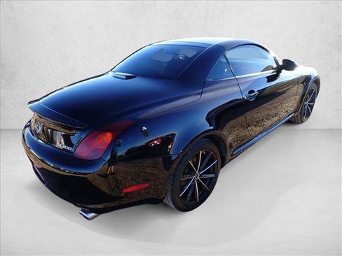 Used 2005 Lexus SC 430 Convertible image 4