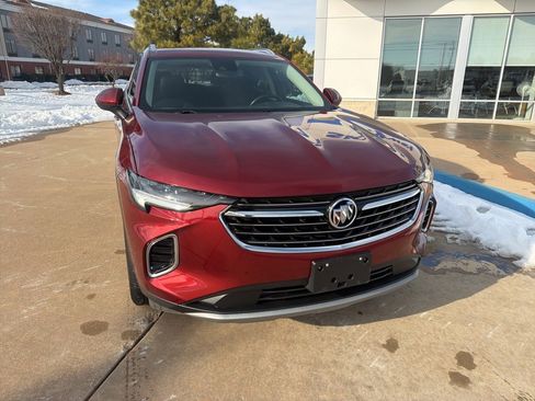 Used 2023 Buick Envision Essence image 2