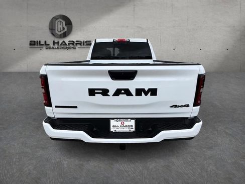 New 2026 RAM 1500 4x4 Crew Cab image 7
