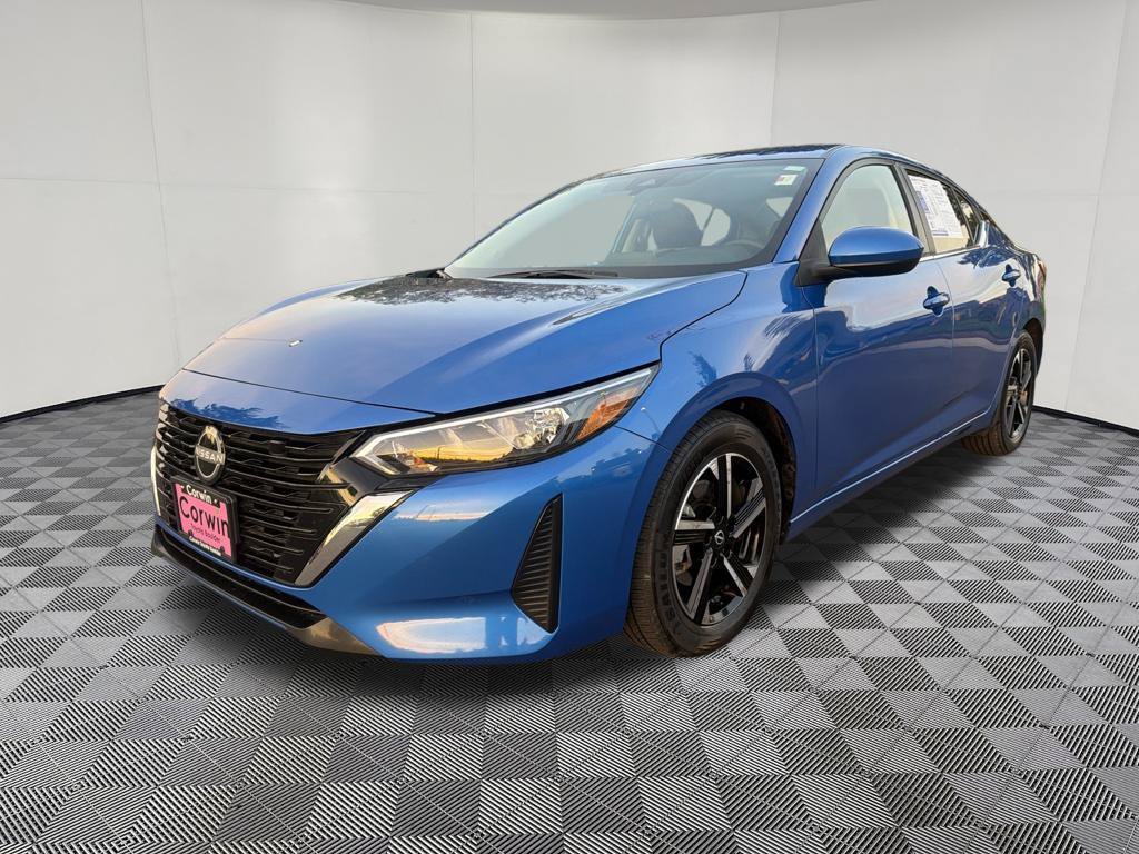 Used 2025 Nissan Sentra SV FWD image 3