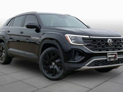 New 2026 Volkswagen Atlas Cross Sport SE FWD image 2
