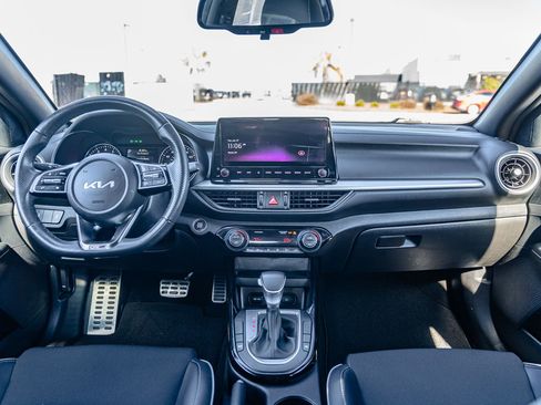 Used 2023 Kia Forte GT-Line image 21