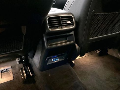 Used 2025 Mercedes-Benz GLE 350 4MATIC image 28
