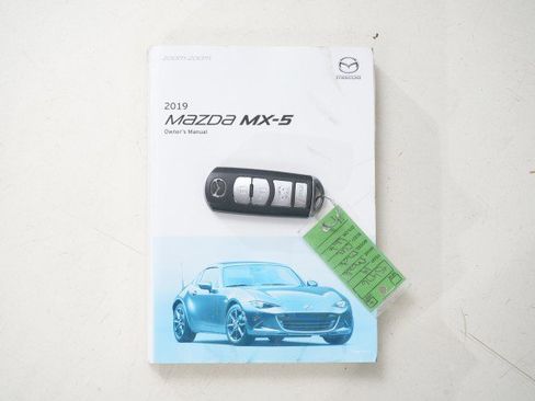 Used 2019 MAZDA MX-5 Miata Sport image 45