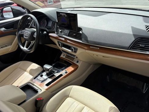 Used 2022 Audi Q5 2.0T Premium w/ Convenience Package AWD/4WD image 27