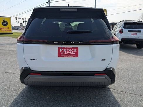 Used 2026 Toyota RAV4 SE w/ Weather Package FWD image 5