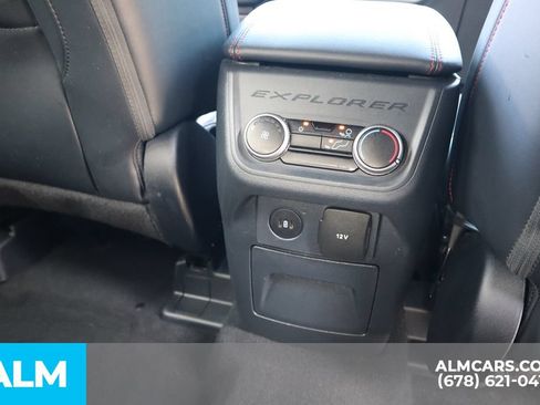 Used 2025 Ford Explorer ST-Line AWD/4WD image 26