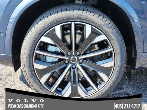 Used 2026 Volvo XC90 B6 Ultra w/ Protection Package Premier AWD/4WD image 11